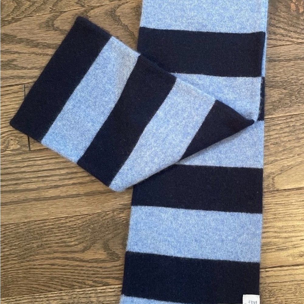 Scarf (#358) - Picture 2 of 5